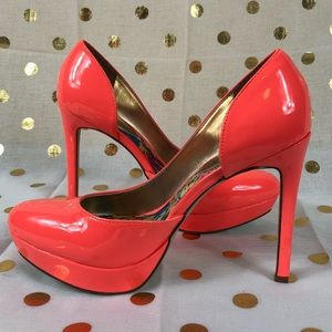 Madden Girl Corral Pump